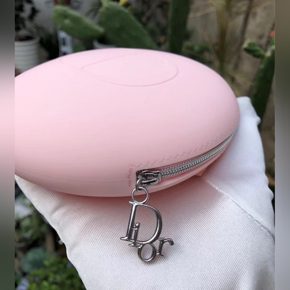 NEW 2025 DIOR Homme Premier Pink Round Novelty Pouch! - Picture 4 of 11